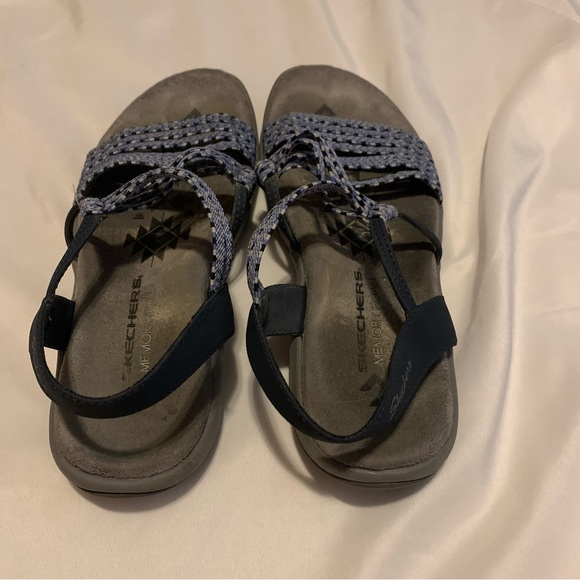 Skechers Memory foam Sandals - Picture 7 of 7